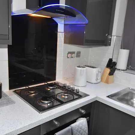 Cozy! 2-bedroom Exclusive Near City Centre Easton Speedwell Sleeps Upto 6 Bristol