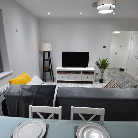Cozy! 2-bedroom Exclusive Near City Centre Easton Speedwell Sleeps Upto 6 * Bristol