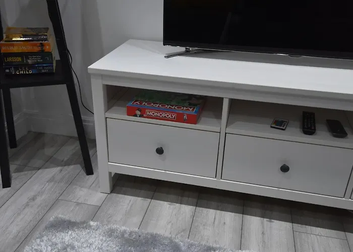 Cozy! 2-bedroom Exclusive Near City Centre Easton Speedwell Sleeps Upto 6 公寓 *