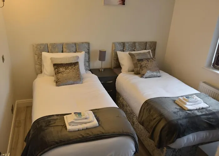 Cozy! 2-bedroom Exclusive Near City Centre Easton Speedwell Sleeps Upto 6 布里斯托