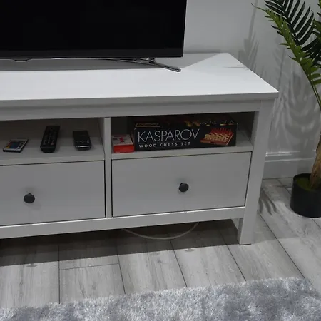 Cozy! 2-bedroom Exclusive Near City Centre Easton Speedwell Sleeps Upto 6