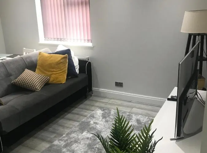 Cozy! 2-bedroom Exclusive Near City Centre Easton Speedwell Sleeps Upto 6 * Bristol