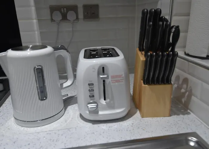 Cozy! 2-bedroom Exclusive Near City Centre Easton Speedwell Sleeps Upto 6 Appartamento